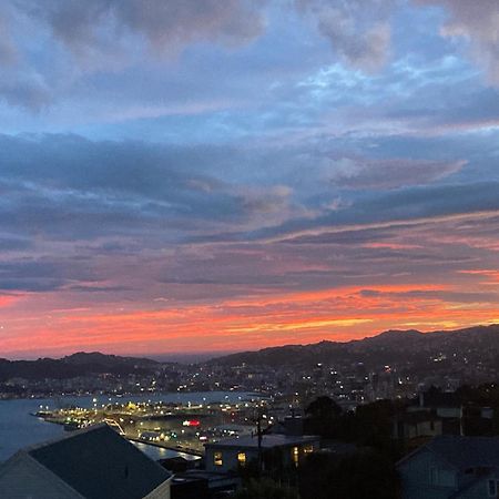 Khandallah Harbour View Bnb Wellington Exterior photo