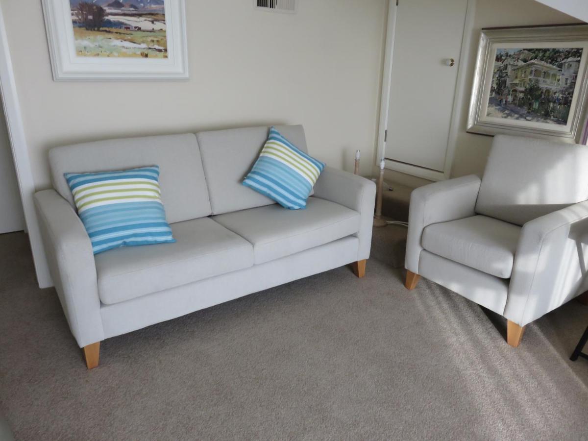 Khandallah Harbour View Bnb Wellington Exterior photo